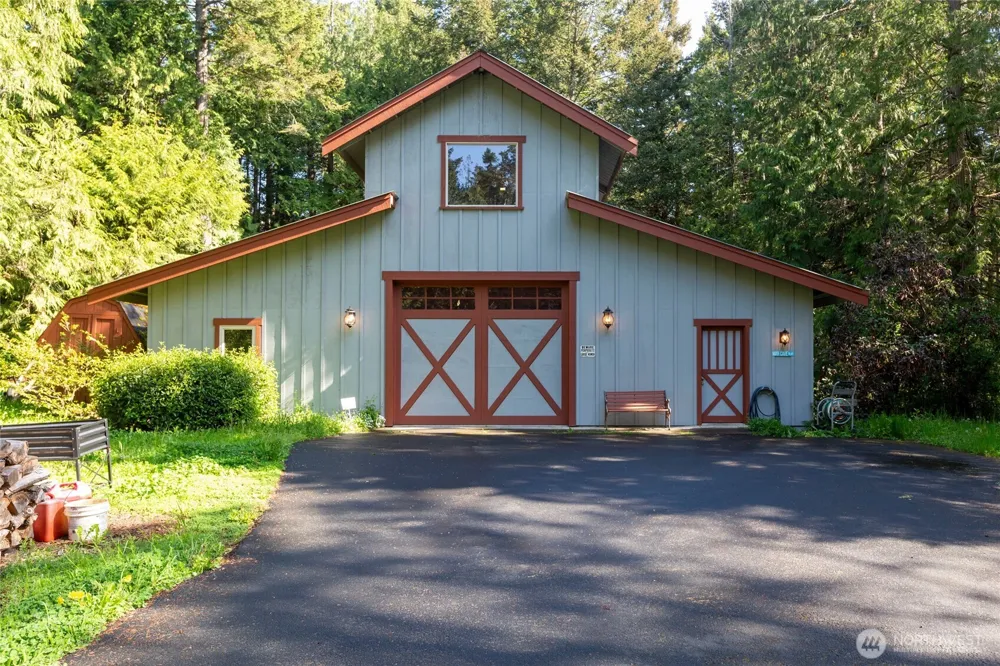 702 San Juan Drive San Juan Island, WA 98250