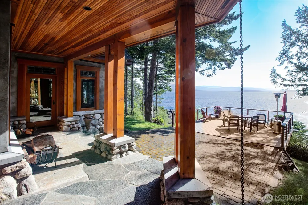 702 San Juan Drive San Juan Island, WA 98250