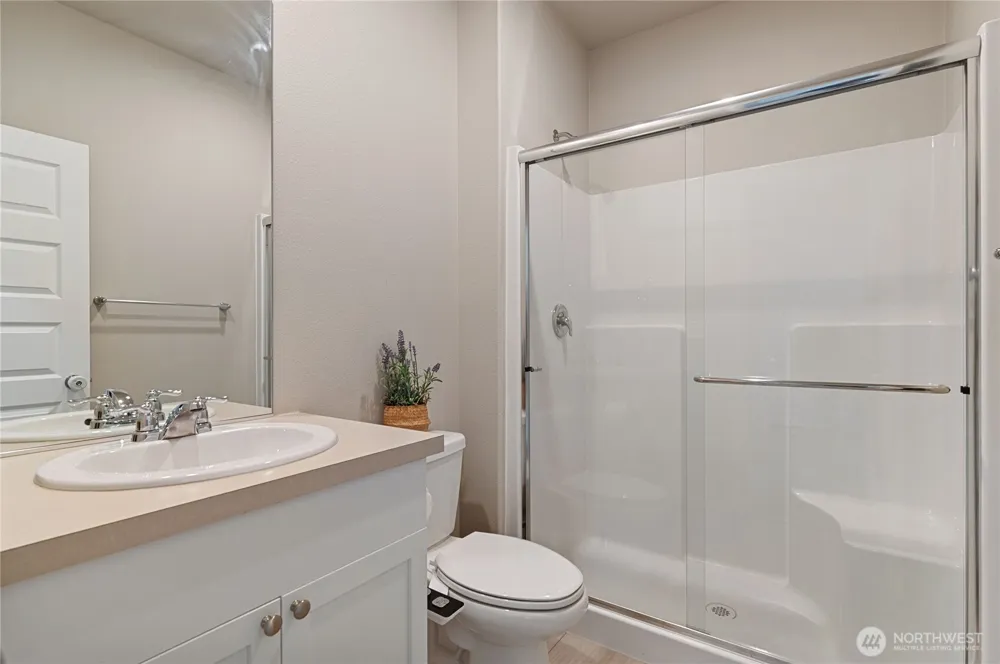 1175 Panoramic Loop Bremerton, WA 98312