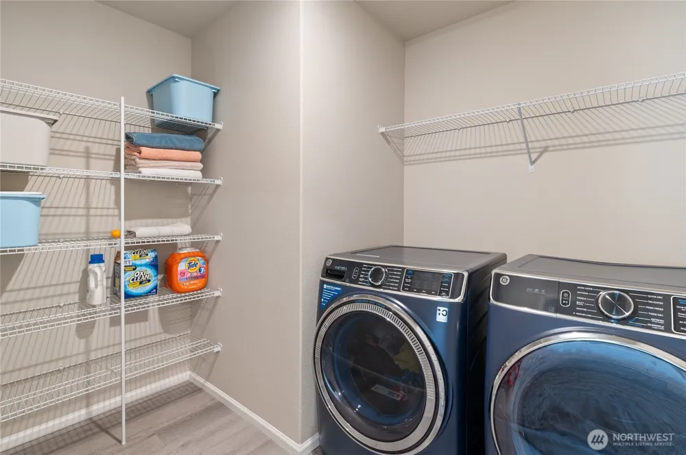 1175 Panoramic Loop Bremerton, WA 98312