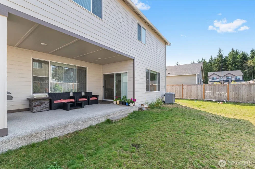 1175 Panoramic Loop Bremerton, WA 98312