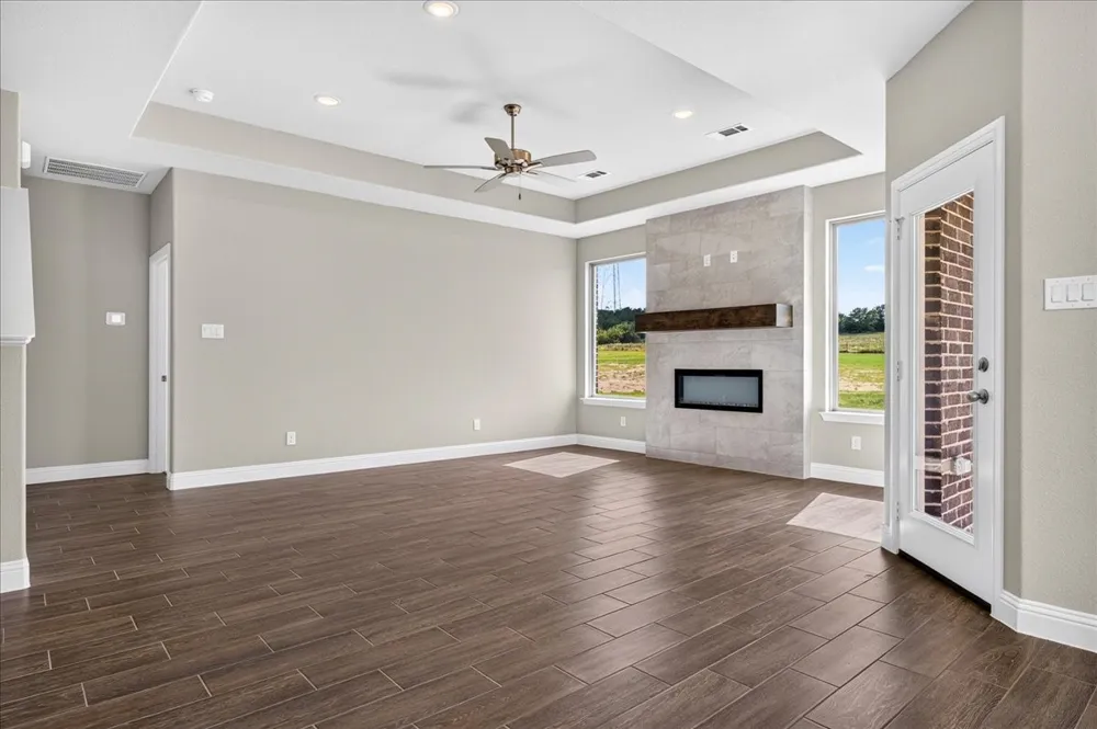 4045 Westfork Way Springtown, TX 76082