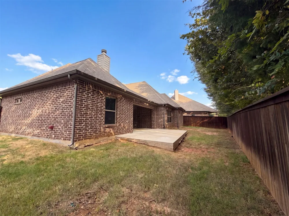 3712 Magnolia Court Denison, TX 75020