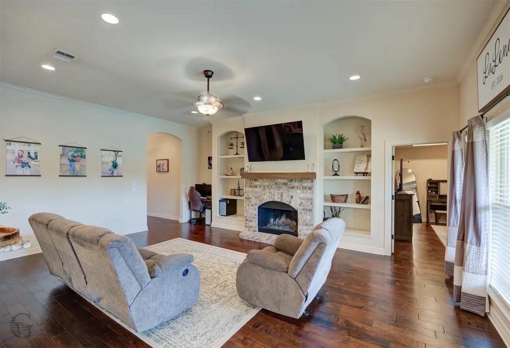 3424 Grand Cane Lane Bossier City, LA 71111