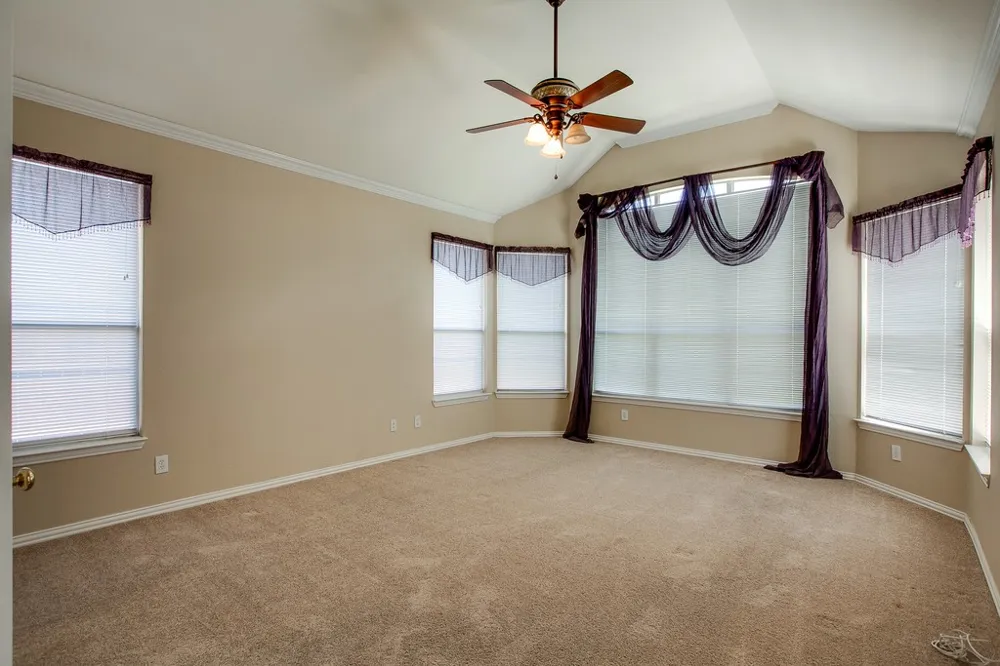 2221 Briary Trace Court Lewisville, TX 75077