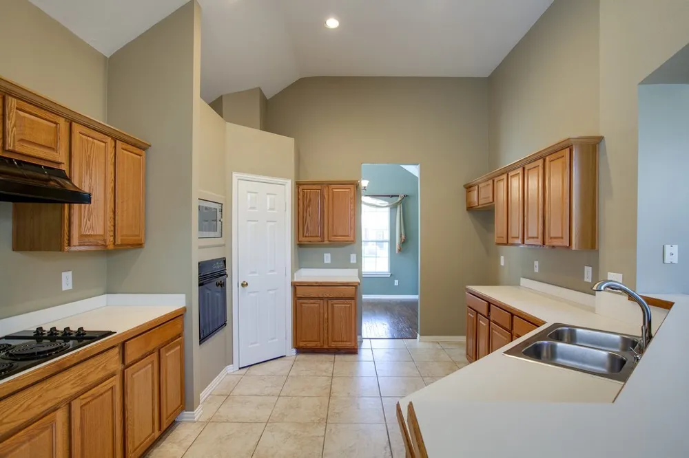 2221 Briary Trace Court Lewisville, TX 75077