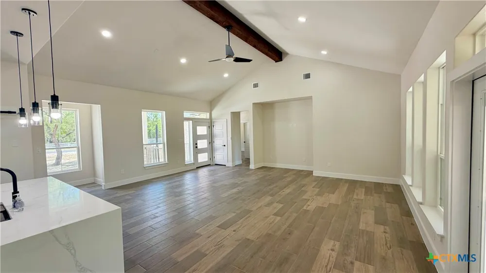 7008 Circle Oak Drive Bulverde, TX 78163