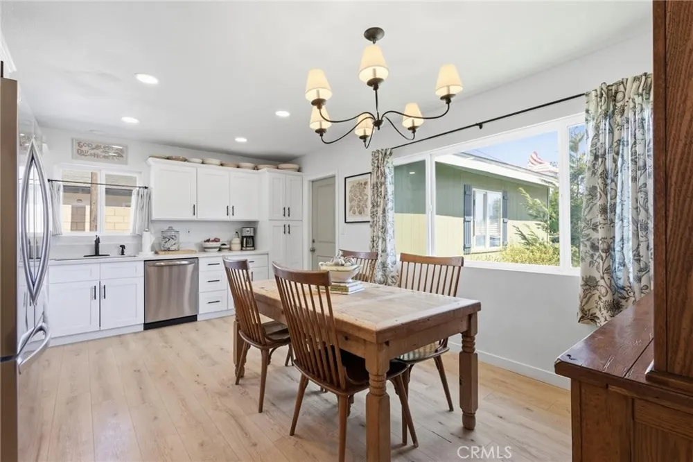 731 Moonstone Court Upland, CA 91786