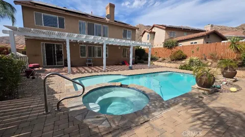 22428 Country Crest