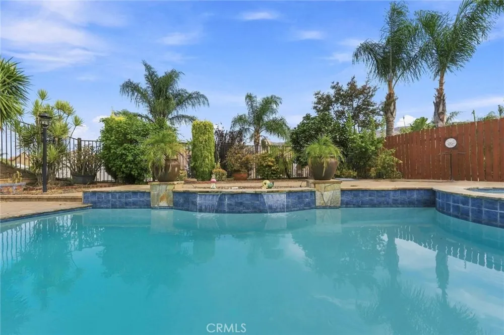 22428 Country Crest Moreno Valley, CA 92557