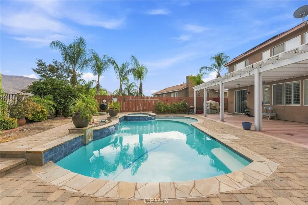 22428 Country Crest Moreno Valley, CA 92557