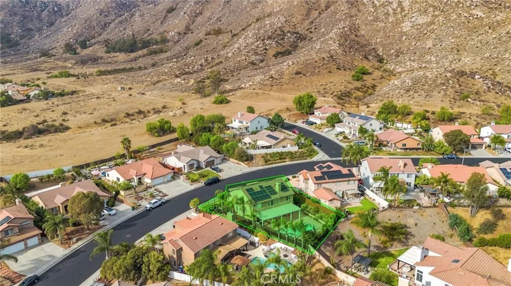 22428 Country Crest Moreno Valley, CA 92557