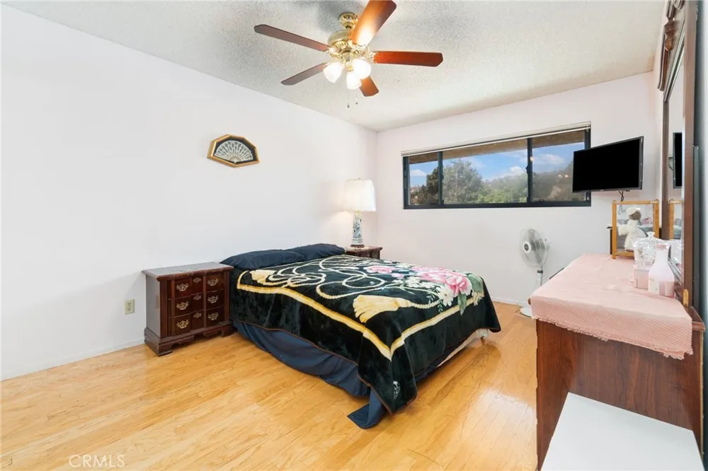 106 Western #302 San Pedro, CA 90732