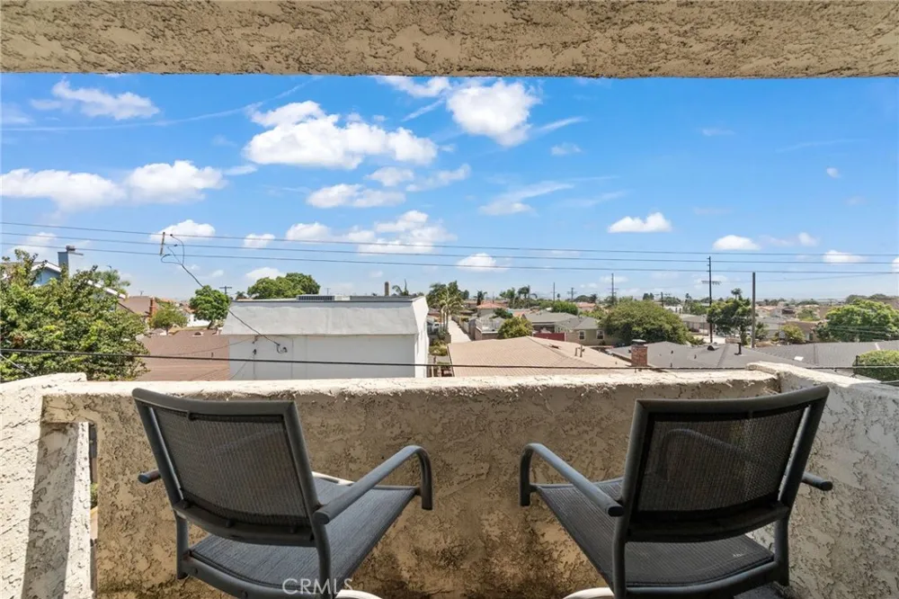 106 Western #302 San Pedro, CA 90732