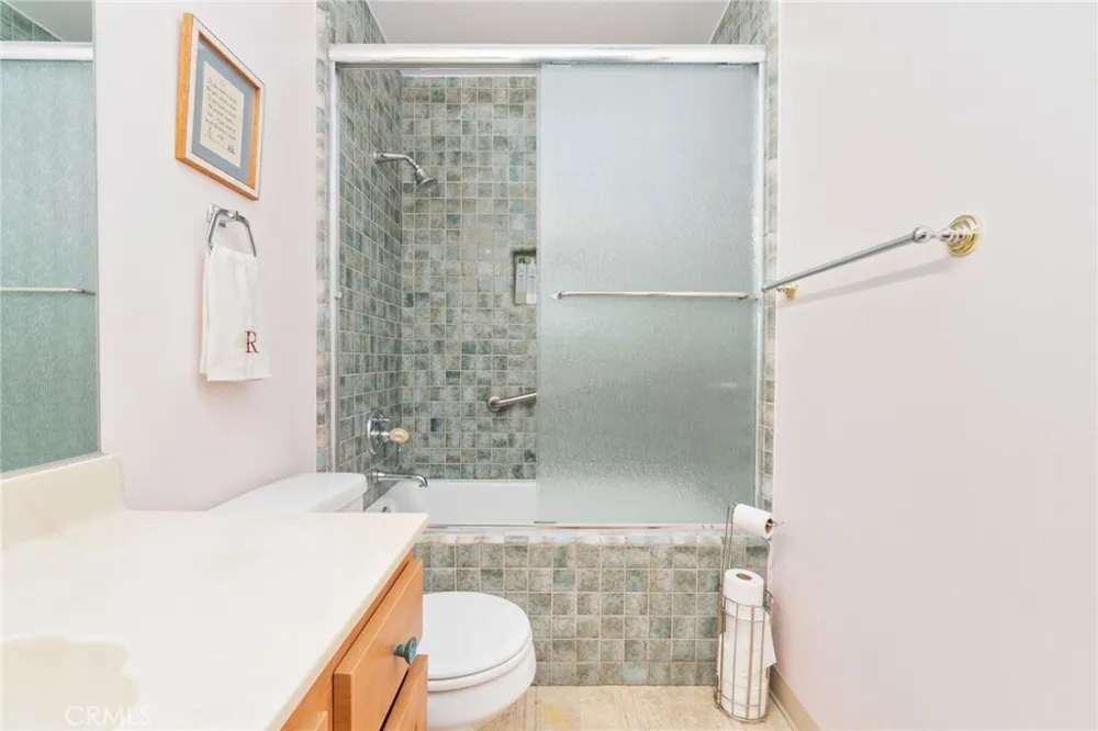 106 Western #302 San Pedro, CA 90732