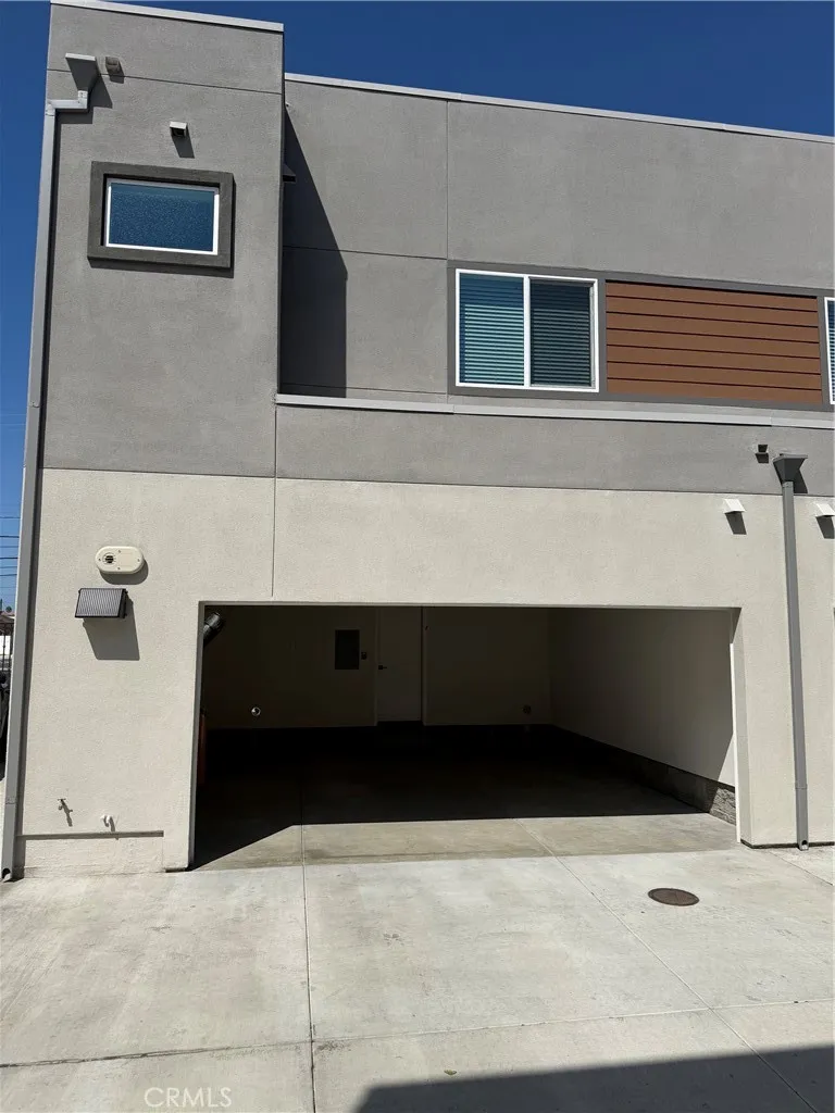 18080 PRAIRIE AVENUE #102 Torrance, CA 90504