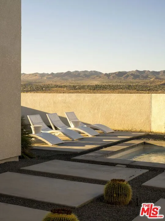 6429 Palo Alto Avenue Yucca Valley, CA 92284