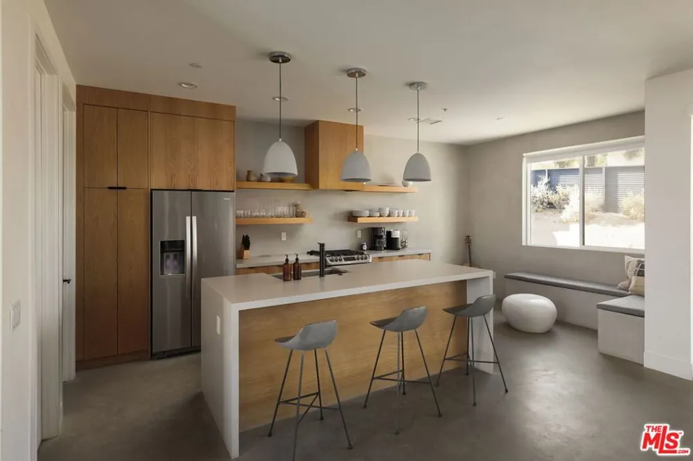 6429 Palo Alto Avenue Yucca Valley, CA 92284