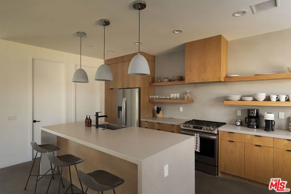 6429 Palo Alto Avenue Yucca Valley, CA 92284