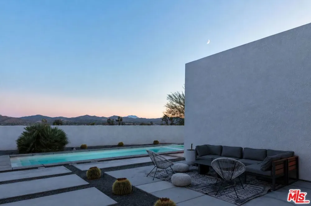 6429 Palo Alto Avenue Yucca Valley, CA 92284
