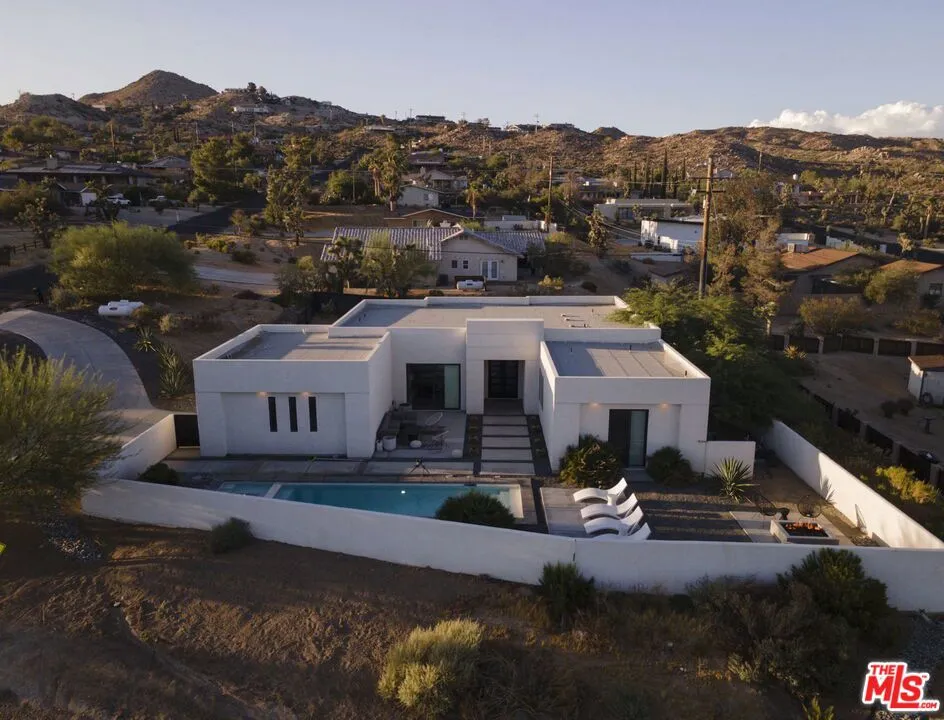 6429 Palo Alto Avenue Yucca Valley, CA 92284