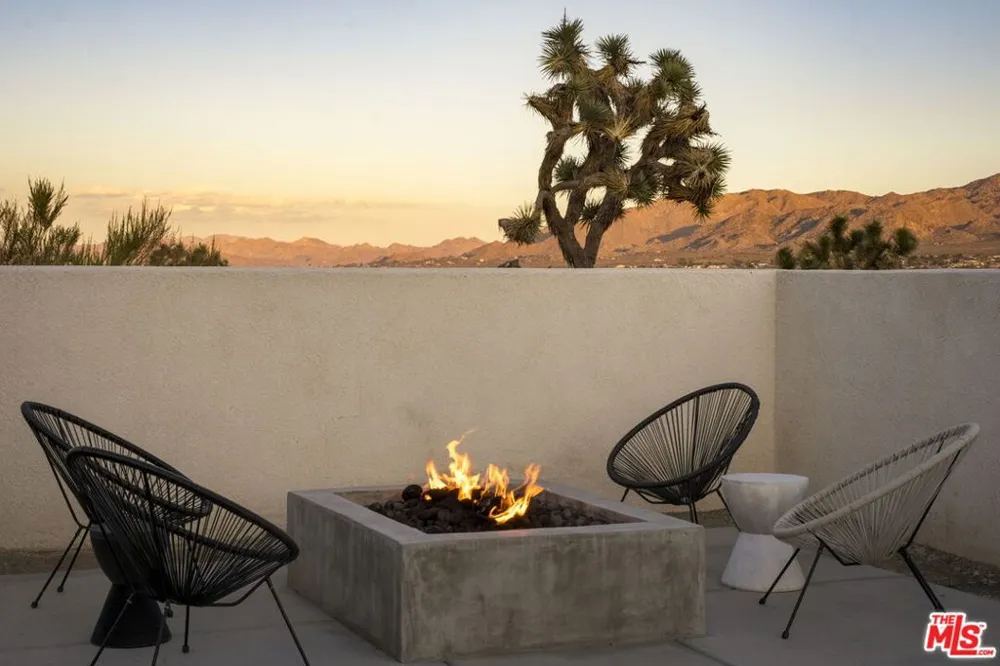 6429 Palo Alto Avenue Yucca Valley, CA 92284
