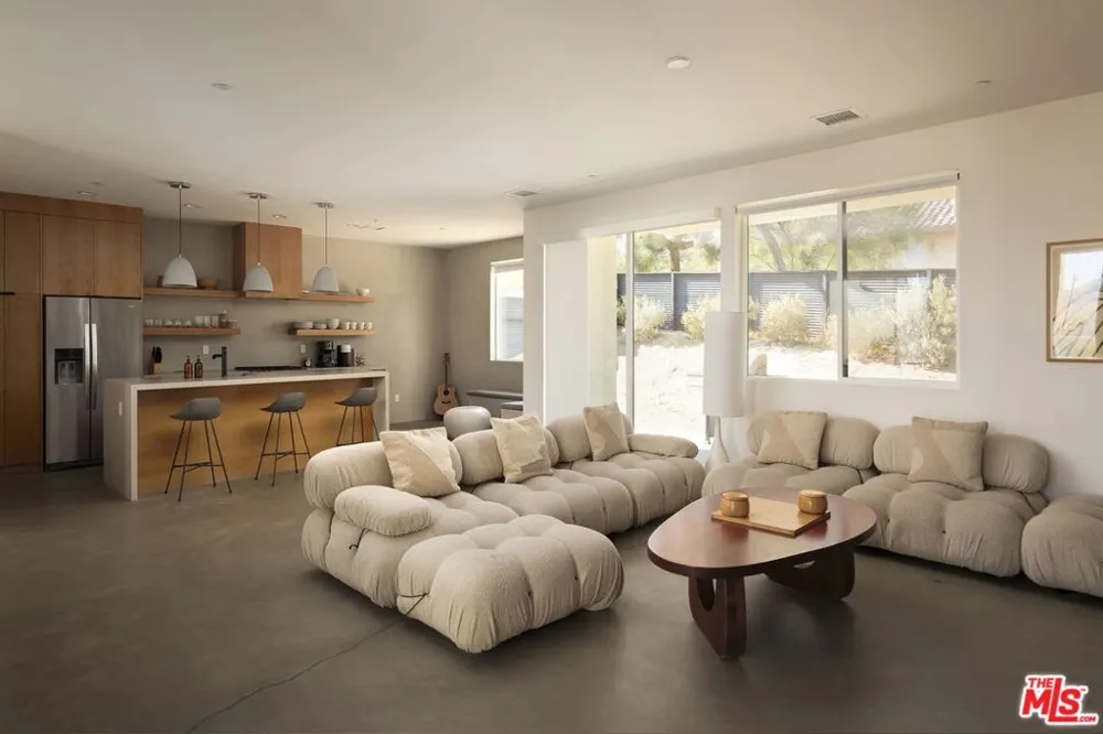 6429 Palo Alto Avenue Yucca Valley, CA 92284