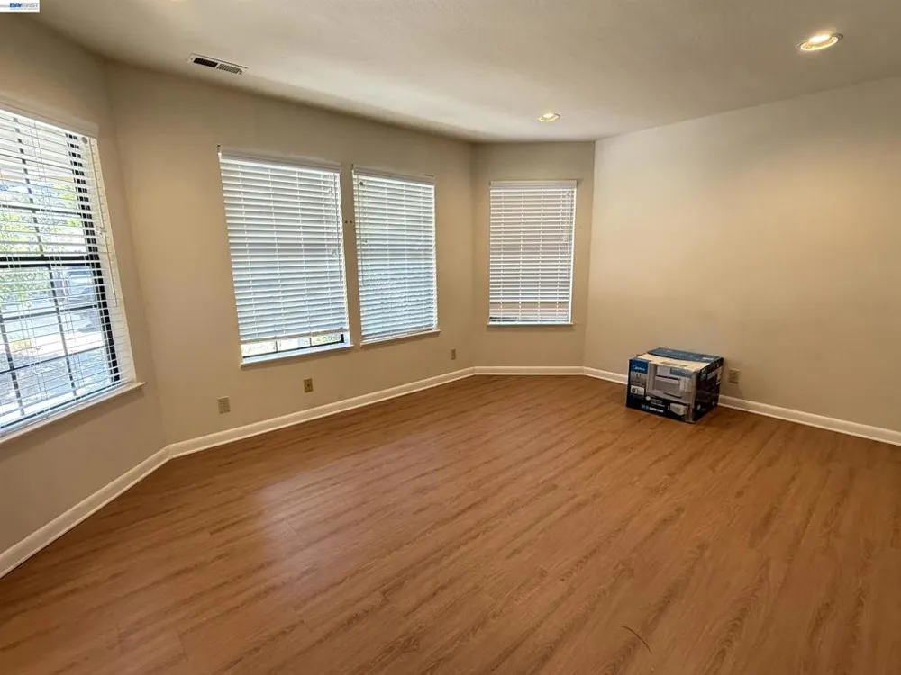 2965 Sandra Pl Palo Alto, CA 94303