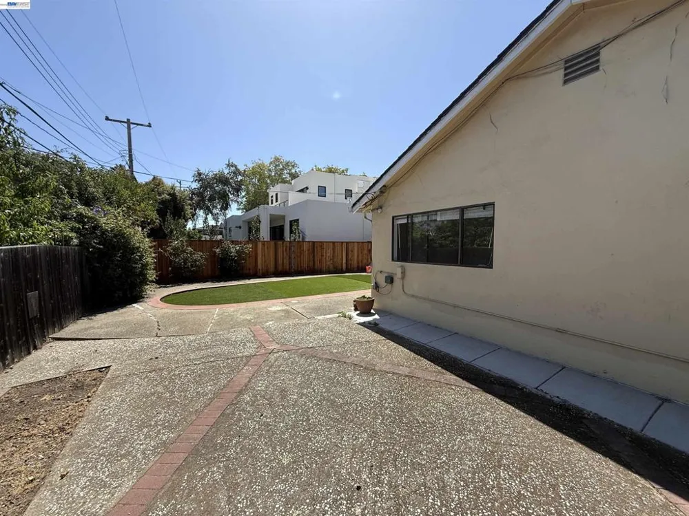 2965 Sandra Pl Palo Alto, CA 94303