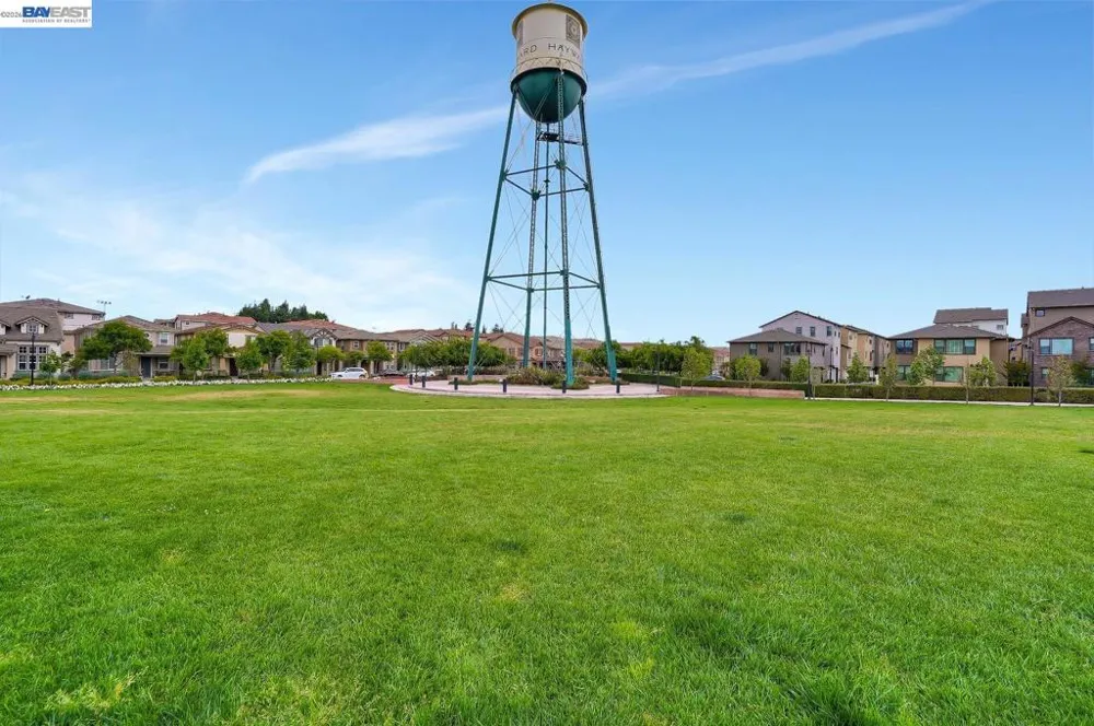 2283 Gibbons St Hayward, CA 94541