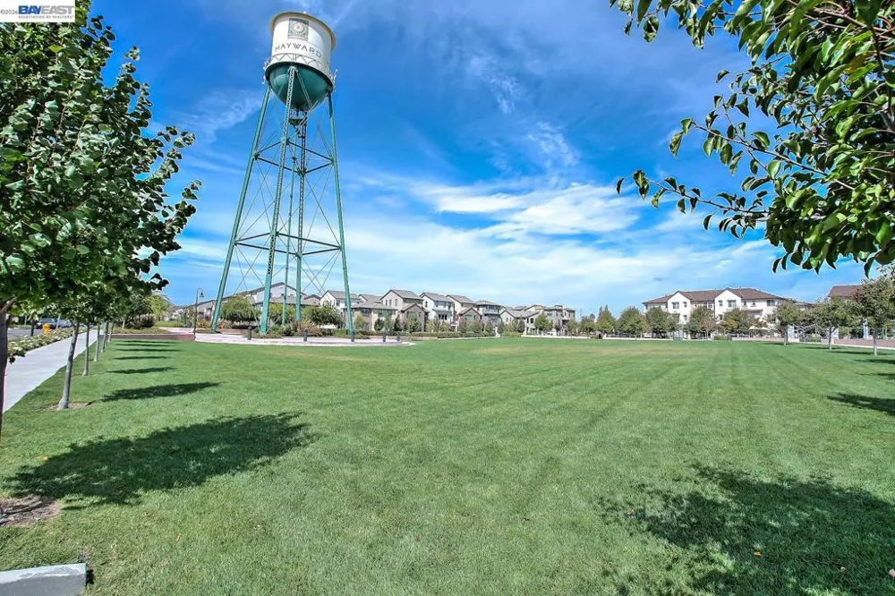 2283 Gibbons St Hayward, CA 94541
