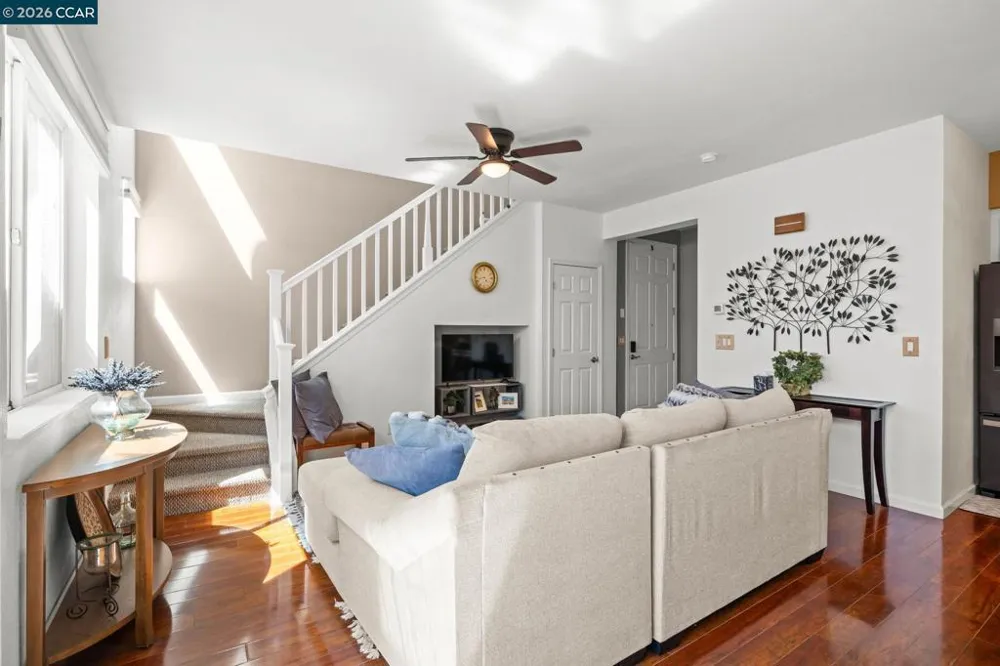 561 Loch Lomond Way Fairfield, CA 94534