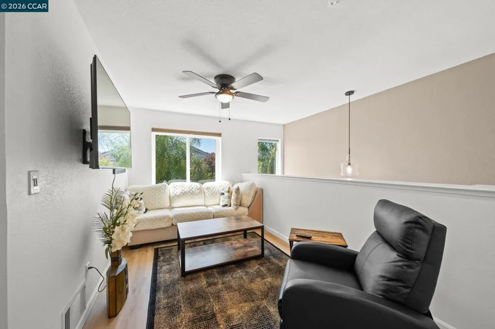561 Loch Lomond Way Fairfield, CA 94534