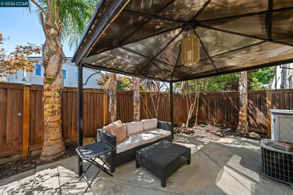 561 Loch Lomond Way Fairfield, CA 94534