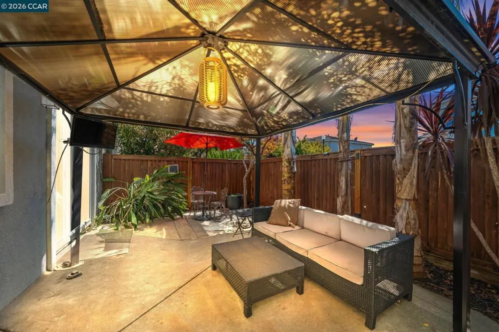 561 Loch Lomond Way Fairfield, CA 94534