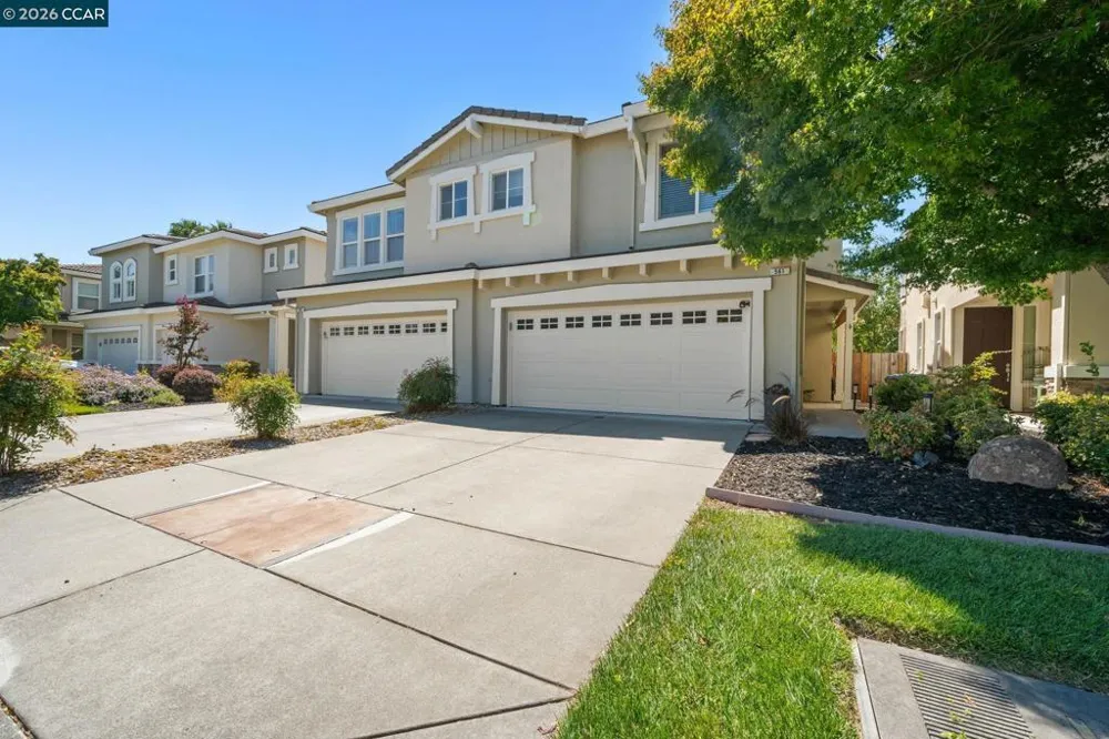 561 Loch Lomond Way Fairfield, CA 94534