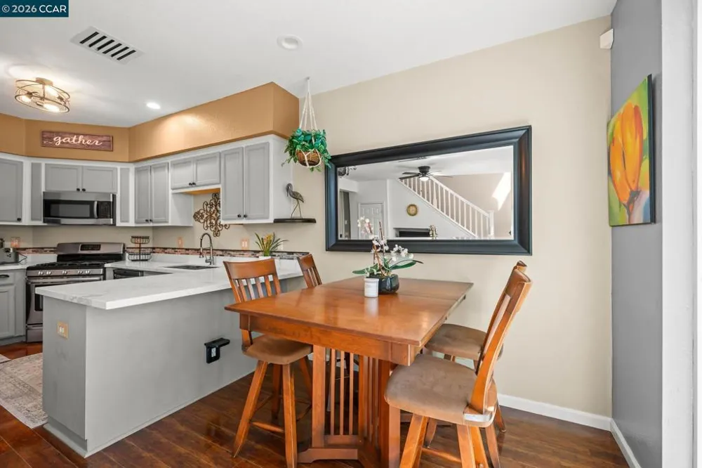 561 Loch Lomond Way Fairfield, CA 94534
