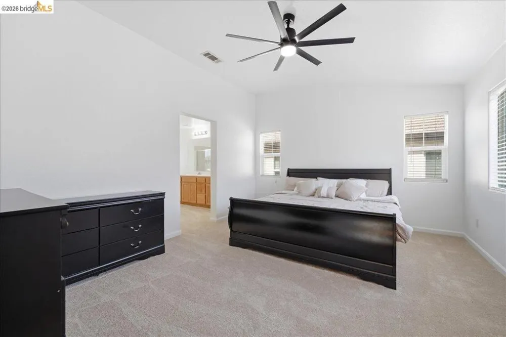 1260 Halsey ST Vallejo, CA 94590