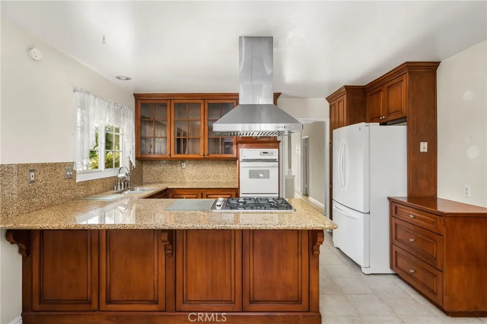3742 E Euclid Orange, CA 92869