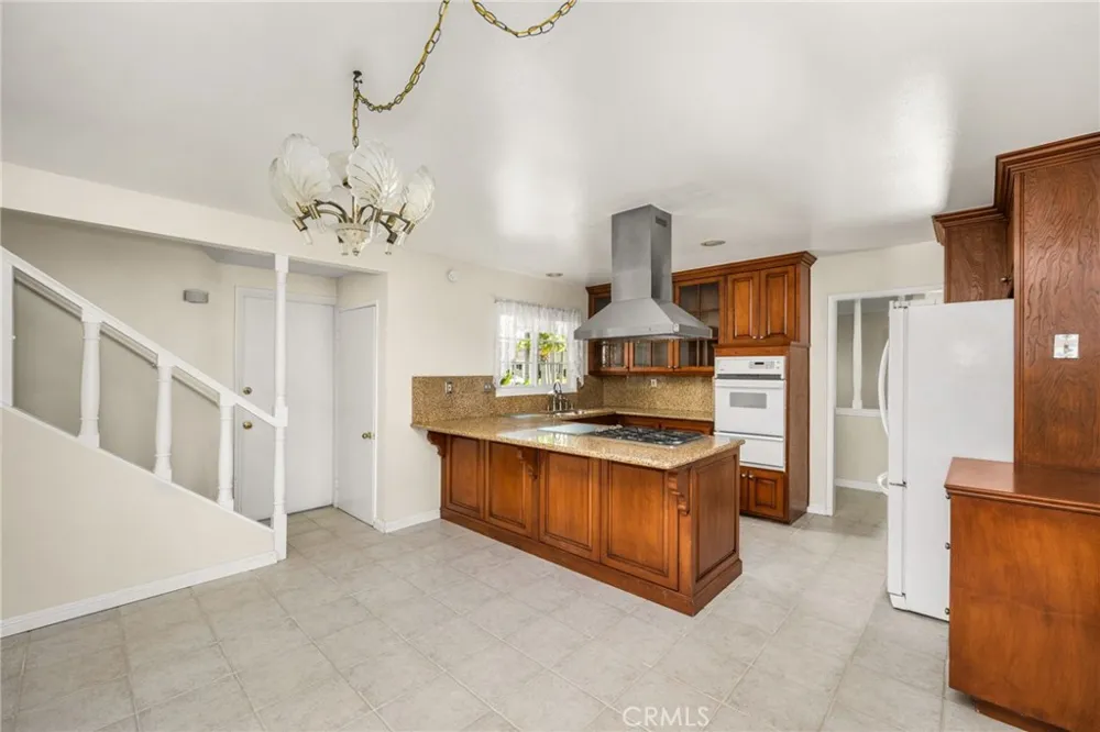 3742 E Euclid Orange, CA 92869