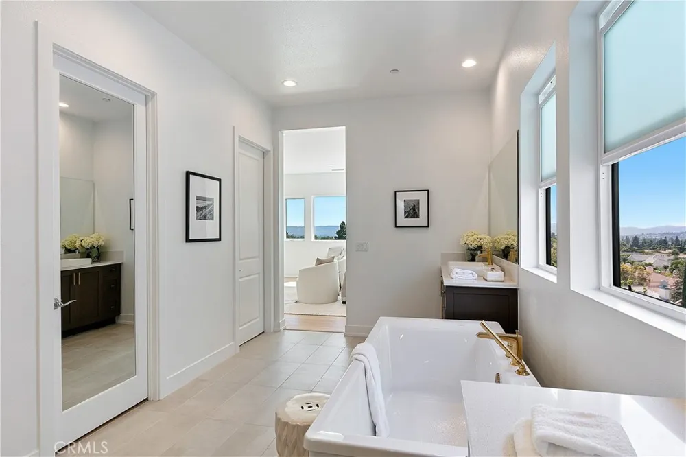 20500 Edgewood Court Chatsworth, CA 91311