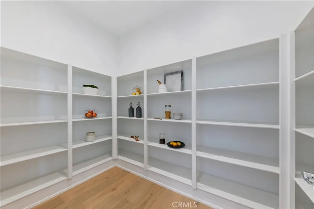 20500 Edgewood Court Chatsworth, CA 91311