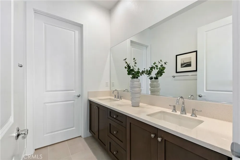 20500 Edgewood Court Chatsworth, CA 91311