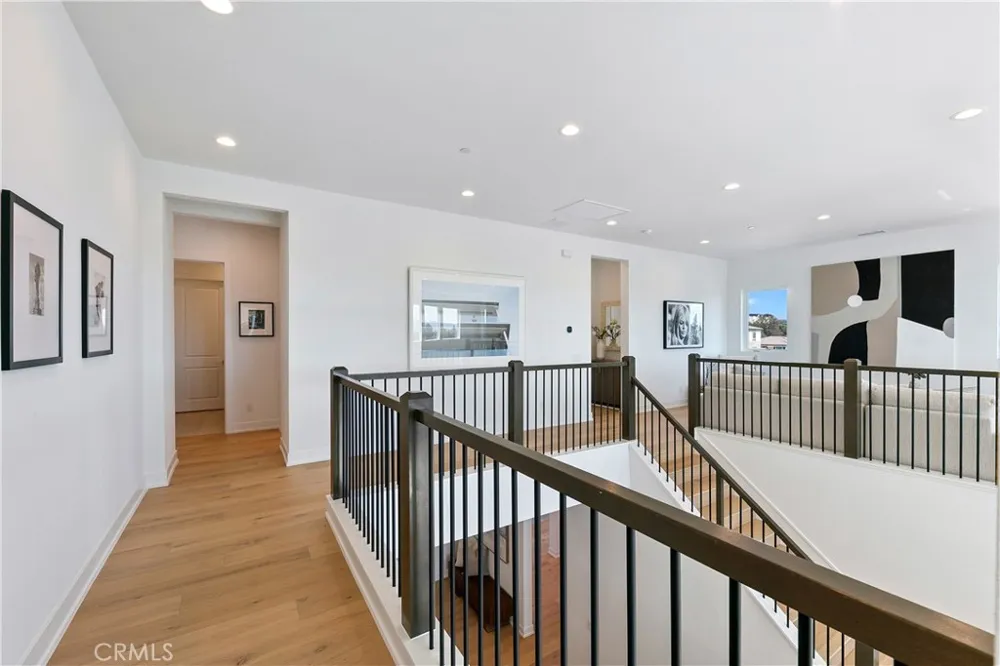 20500 Edgewood Court Chatsworth, CA 91311