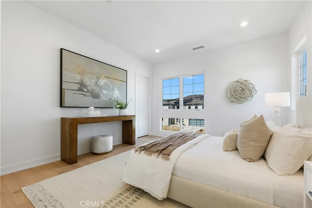 20500 Edgewood Court Chatsworth, CA 91311