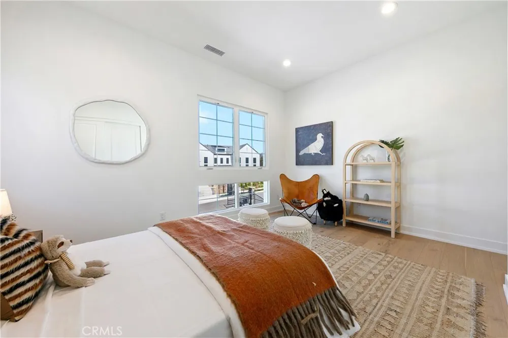 20500 Edgewood Court Chatsworth, CA 91311