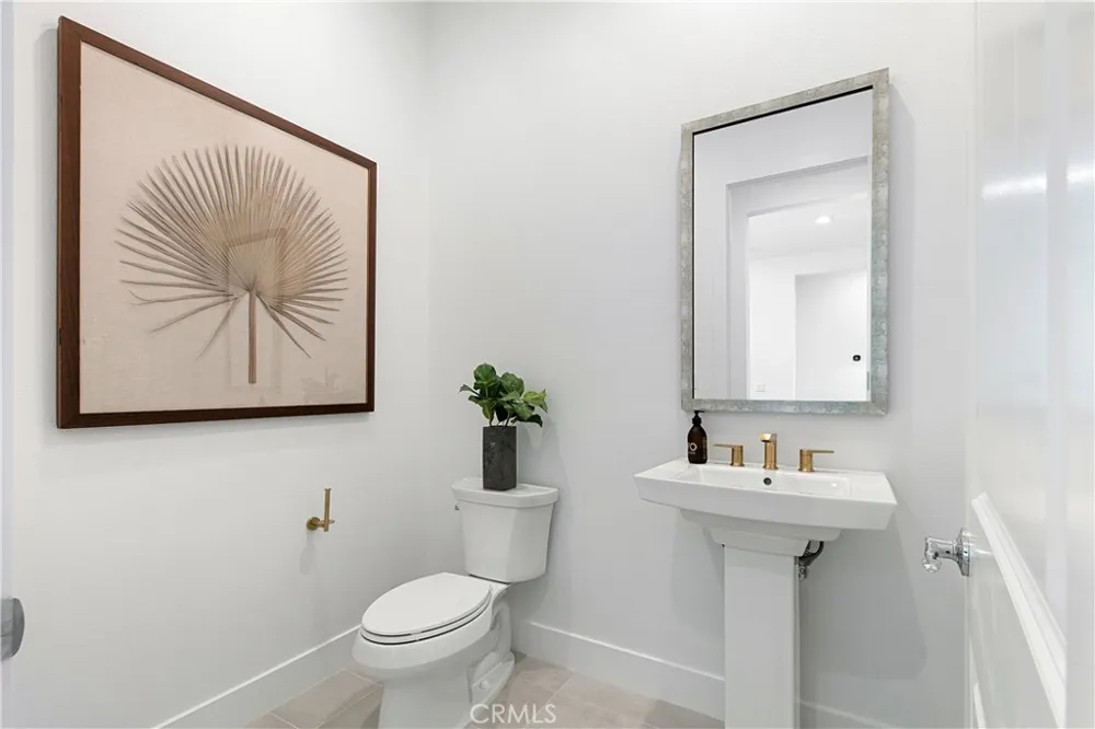 20500 Edgewood Court Chatsworth, CA 91311