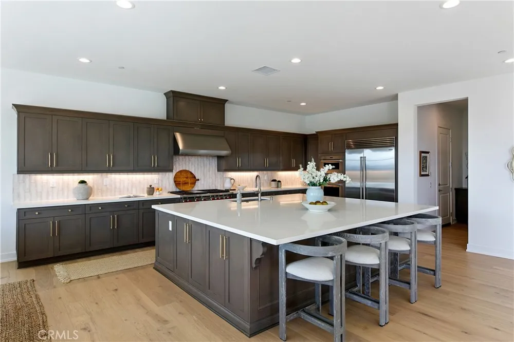 20500 Edgewood Court Chatsworth, CA 91311