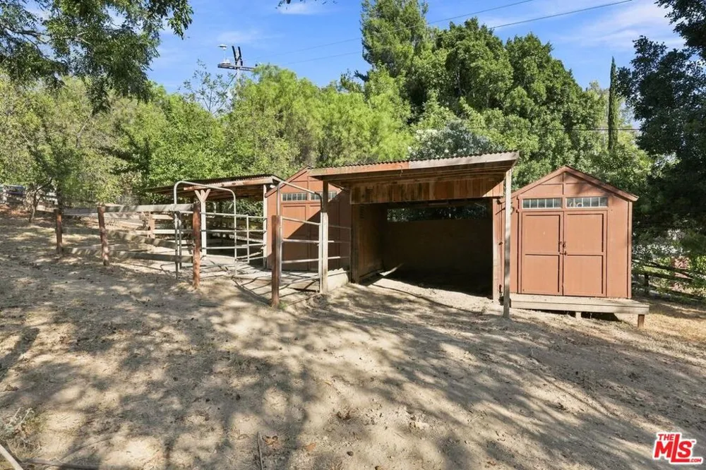 107 Alto Drive Oak View, CA 93022