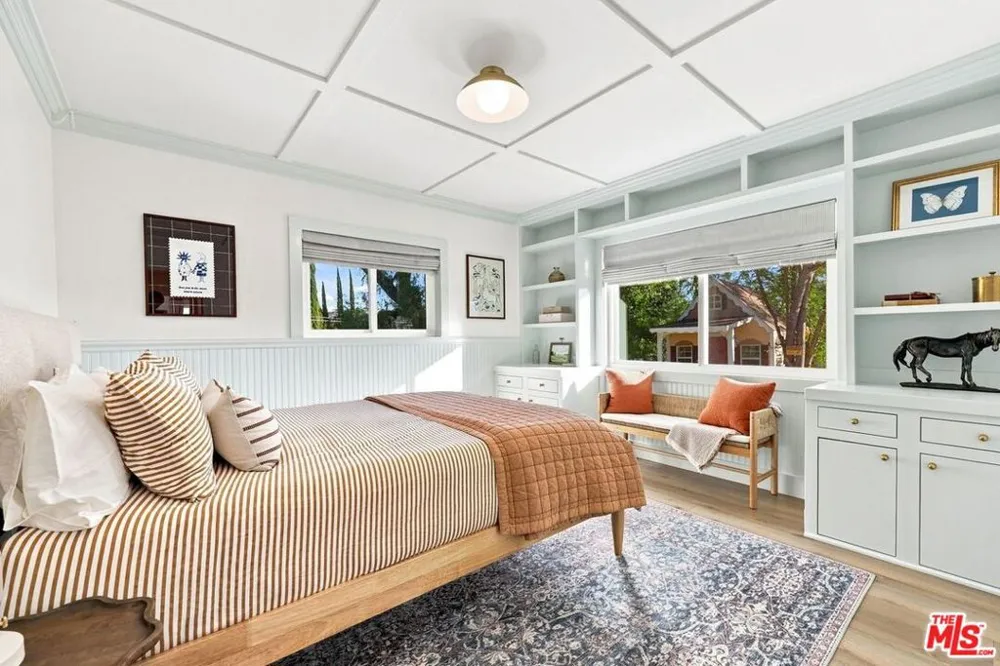 107 Alto Drive Oak View, CA 93022